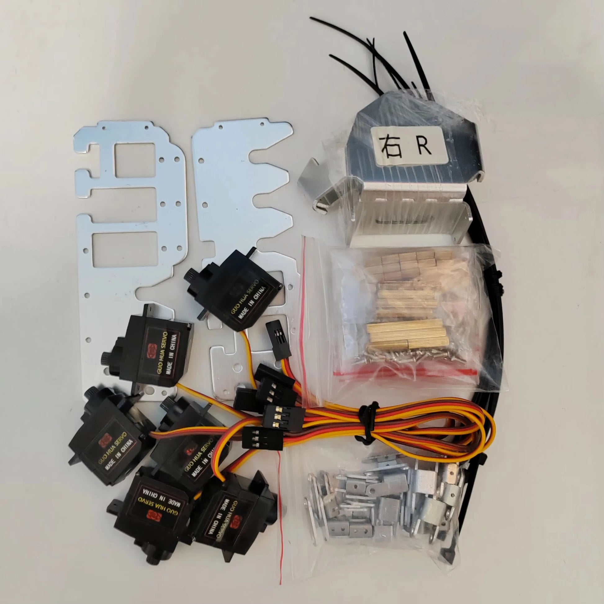 5 DOF Humanoid Robot Hand Kit - Assembled View