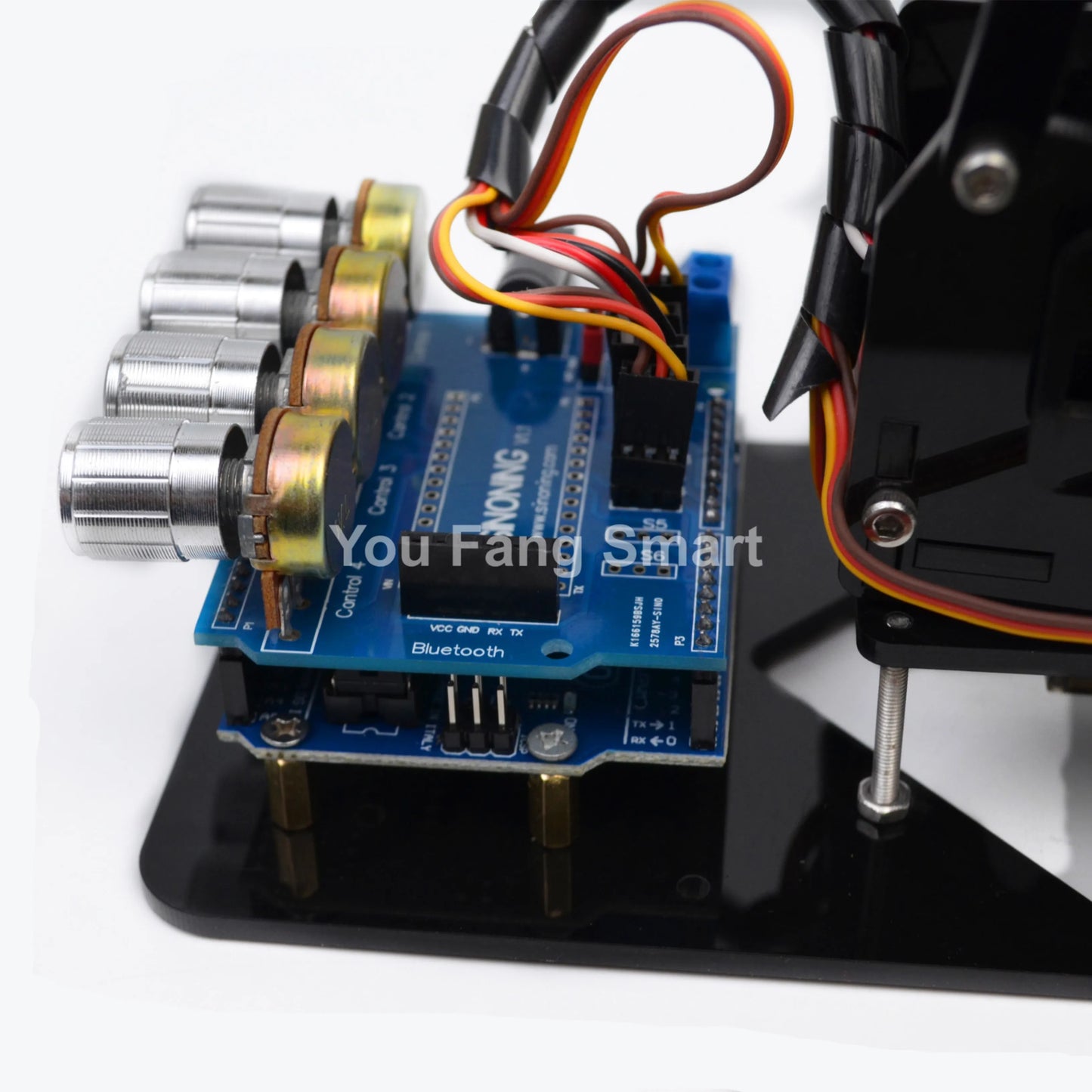 4 DOF STEM Robot Arm Kit - Joint Detail